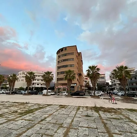 Harbor * Avlonya